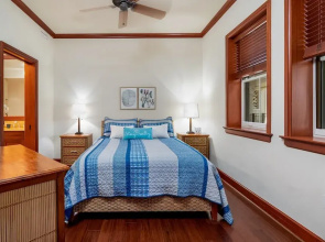 Kolea Circle #16e 2 Bedroom Condo by Redawning