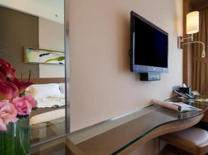 Weave Studios - Kowloon West