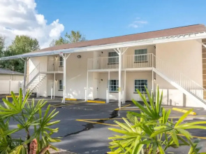 Saint Joseph Suites Down Town Tampa