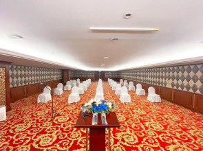 Phuket Graceland Resort And Spa