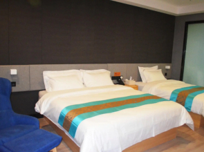 UP and IN Hotel Xinjiang Aletai Beitun City Huayang Road