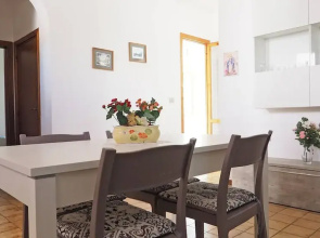 Mimosa - House 5 Places 2 Bedrooms on the Beach