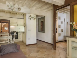 San Lorenzo Apartment-hosted by Sweetstay