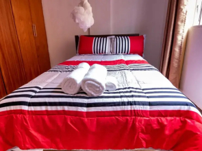 Golden Hill Apartments, 2 bed-roomed with WIFI