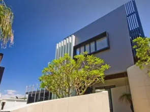 3 Kiamba Court