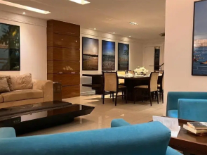 Luxuosa cobertura de 380m² a 850m da Av Beira Mar