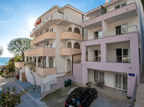 Awesome Apartment in Drvenik With Wifi