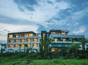 Jeju Attirance