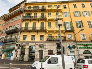 Private Apartment - Old Town