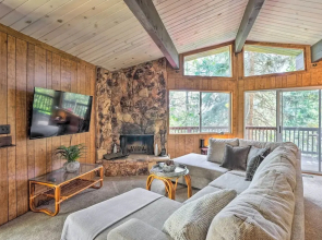 Lake Arrowhead Cabin w/ Mid-century Charm!