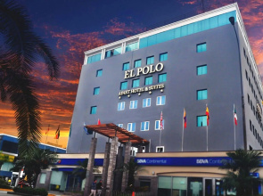 El Polo Hotel & Suites