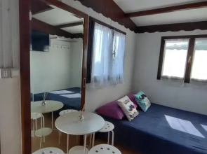 Bungalow Sixdays 3