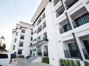 B2 Korat Boutique & Budget Hotel