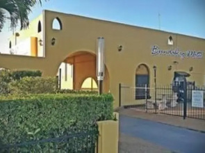 Bourbong Street Motel