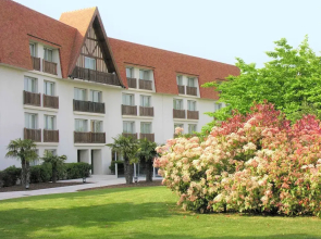 Amirauté Hotel