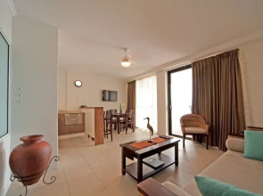 2012 Hermitage Drive Apartment