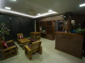 LBL Lodge & Restaurant