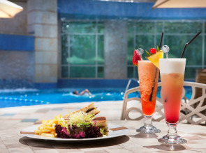 Отель Swissotel Al Murooj Dubai