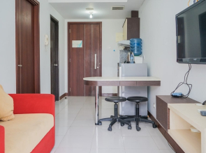 Cozy and Simple 1BR Apartment at Scientia Residence