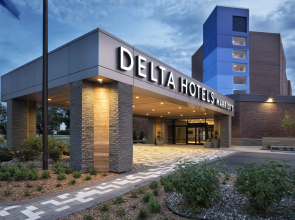 Delta Hotels by Marriott Minneapolis Northeast