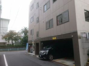 Pine Tree Hotel