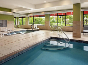Hampton Inn Minneapolis-Roseville