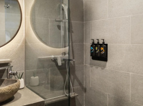 Отель Mamaka by Ovolo