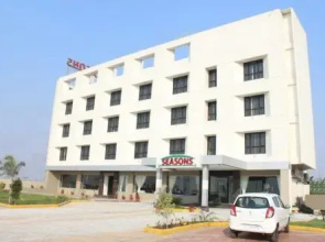 Hotel Virgo Seasons