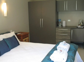 Karapiro Willows Luxury B & B