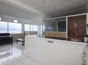 Gapura Hotel by OYO Rooms