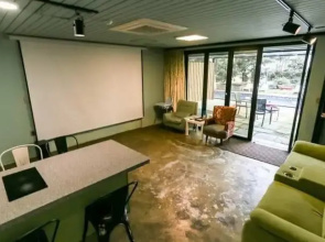 Seogwipo Black Land Lace Spa Pension