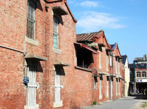 N-square Homestay