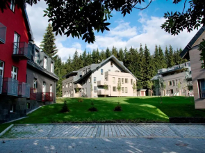 RESIDENT HARRACHOV - PROSTORNÝ APARTMÁN S VLASTNÍ KUCHYNÍ A PARKOVÁNÍM V GARÁŽI - pro 2 až 4 osoby