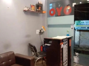 SPOT ON 80928 Ak Residency