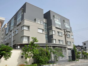 Golden Tulip Oniru Suites