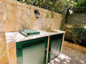 Appartamento vacanze a 300m dal mare, patio esterno e parcheggio privato