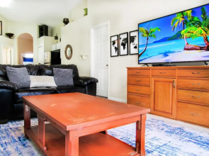 Fun Packed 5 Bedroom Villa Pool Spa Game Room