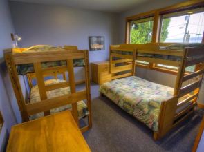 Whalers on the Point Guesthouse