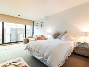 CELESTE, 1BDR East Melbourne Apartment