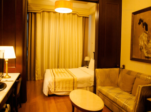 Yeoksam Artnouveau City Hotel and Residence
