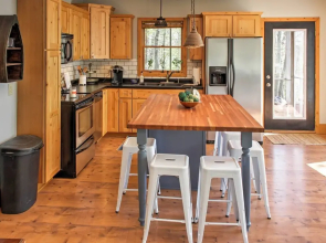 Spacious Pine Lake Home: Deck, Fire Pit + 3 Acres!