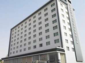 Rawda Suites Hotel )