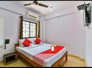 Sweet AC Rooms near KFC Restaurant