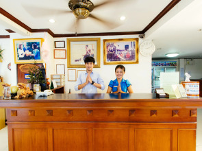 Thipurai Annex Hotel