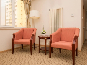 Dalian Precious Ginza Hotel