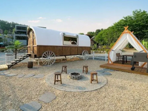 Gapyeong JH Western Glamping