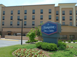 Hampton Inn & Suites Frederick-Fort Detrick