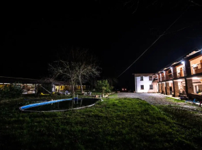 Cascina Lunguria