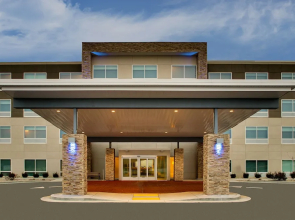 Holiday Inn Express & Suites Mt Sterling North, an IHG Hotel