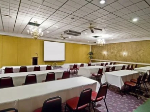 Americas Best Value Inn and Conference Center-Lima
